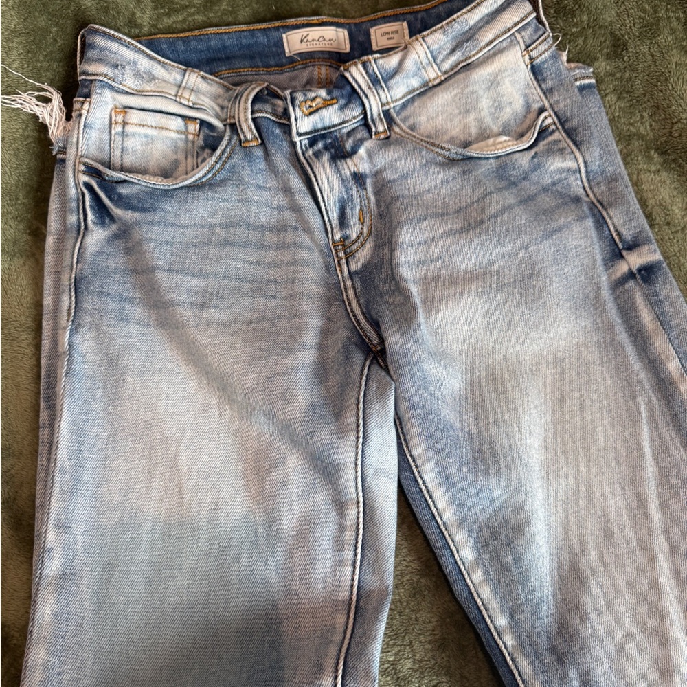 KanCan Light Wash Skinny Jeans